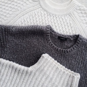 セーター　チクチク　しない　方法　原因　解消　素材　選び方