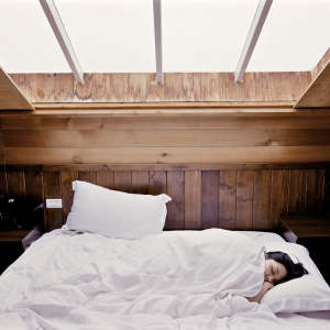 電気毛布つけっぱなしのリスクは?寝る時の影響と電気代が心配…